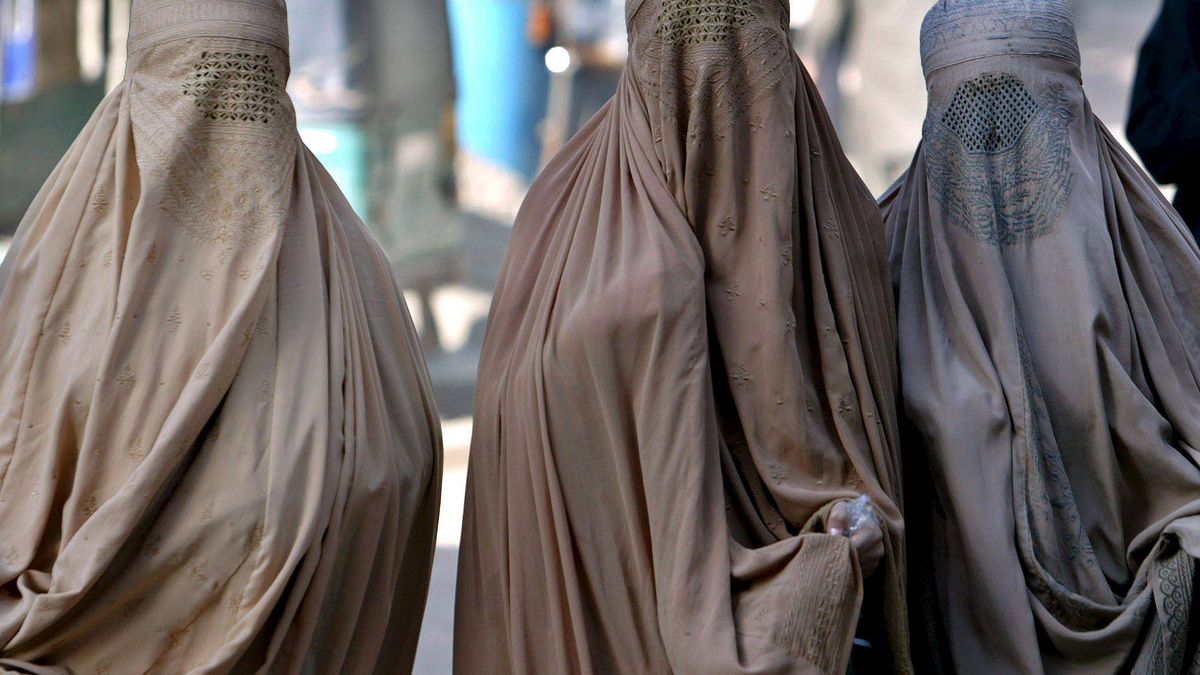 El TS catalán esgrime la libertad religiosa para permitir el burka en público