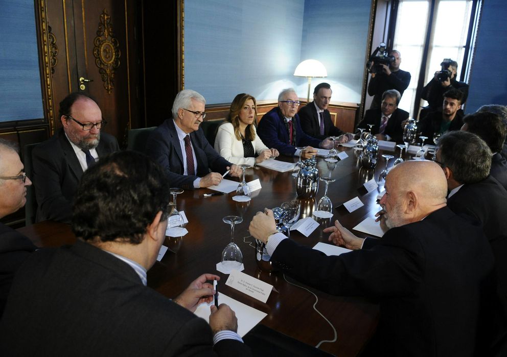 Foto: Susana Díaz se reúne con representantes del Consejo Andaluz de Universidades. (EFE)