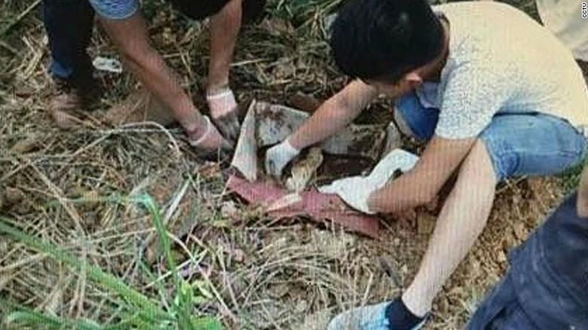 Un bebé sobrevive varios días tras ser enterrado vivo en China