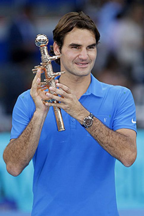 Foto: Roger Federer aleja a Nadal del cetro mundial y lo hace en donde más le duele: en la pista azul
