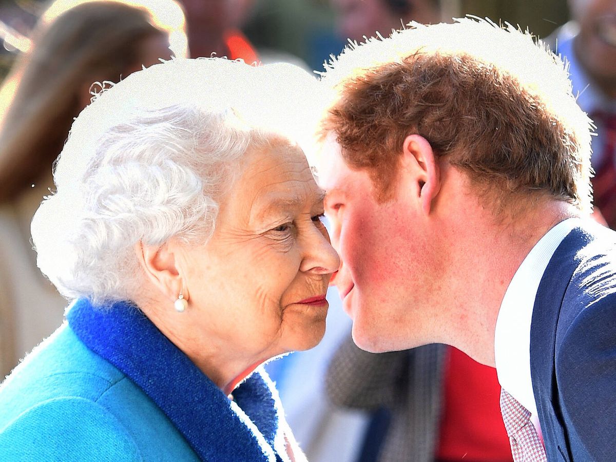 Foto:  Isabel II y el príncipe Harry. (Getty)