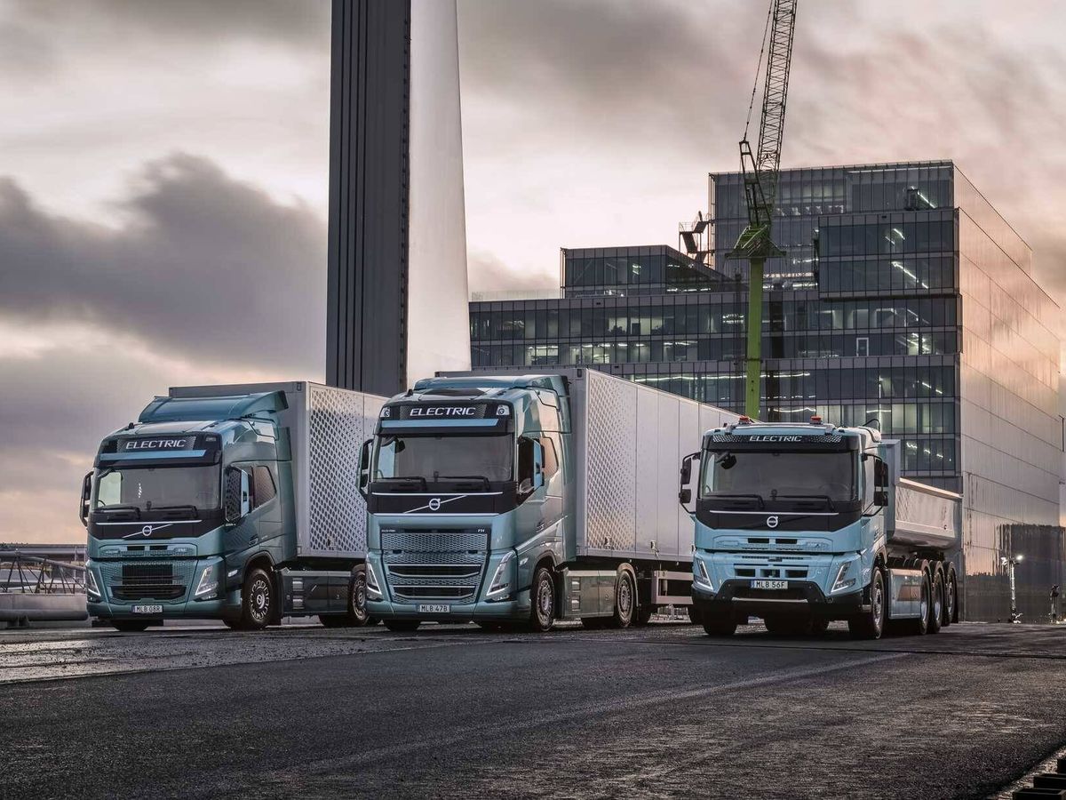 Foto: Con los FH, FM y FMX, Volvo Trucks completará a principios de 2023 una amplia oferta eléctrica. 