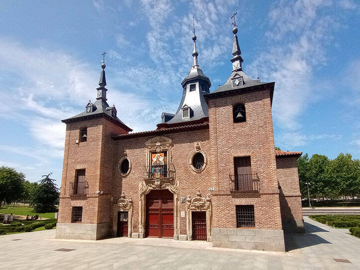 Foto: Has pasado por la puerta de esta iglesia de Madrid sin saber que es un auténtico tesoro barroco (Wikimedia/Daniel Di Palma)