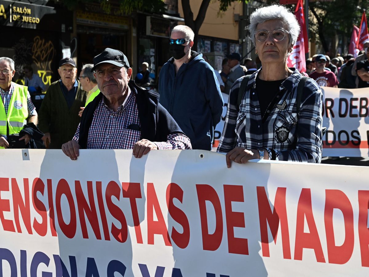 Foto: Imagen de una manifestación de pensionistas en Madrid. (EFE)
