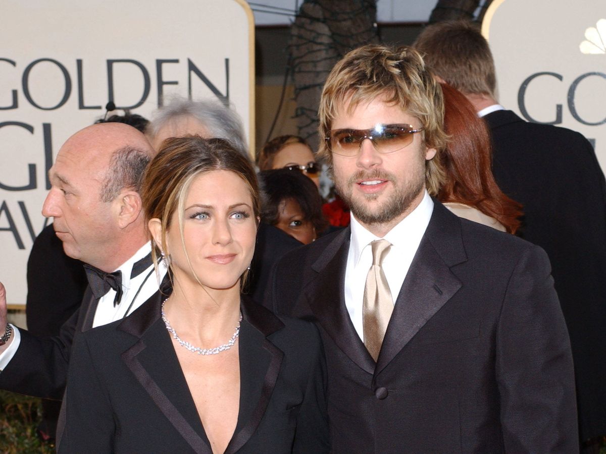 Foto: Jen y Brad, en los Globos de Oro... de 2002. (Getty)