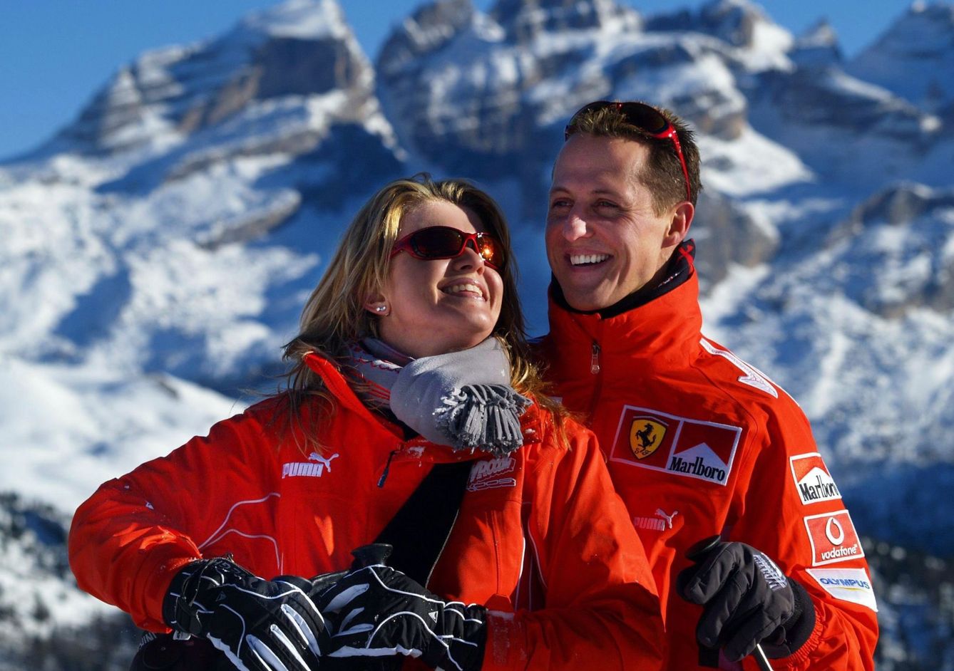 Michael Schumacher junto a su mujer Corinna. (EFE)