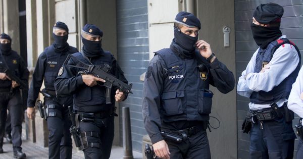 Foto: VCuatro detenidos en Barcelona vinculados a los atentados yihadistas de Bruselas. (EFE)