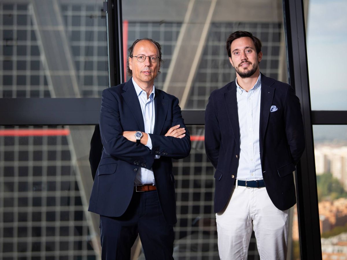 Foto: Carlos de la Torre, nuevo socio de Gómez-Acebo, e Ignacio Fraile, socio coordinador de Laboral de la firma.