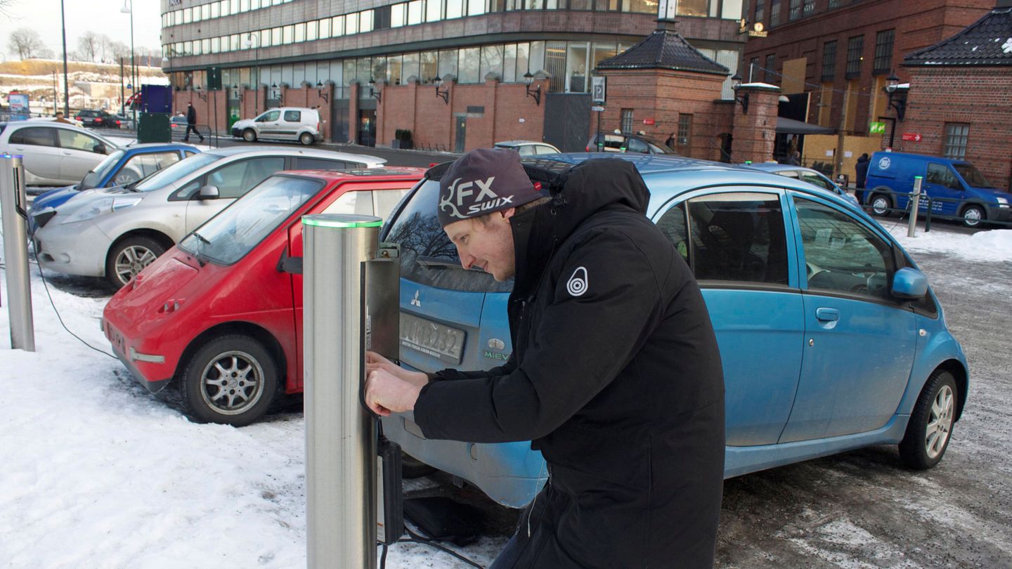 Noruega es el país europeo más avanzado en el coche eléctrico. (Reuters)