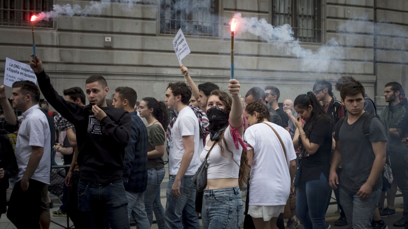 Foto: Manifestacion antifascista en Madrid en 2016. (EFE/Luca Piergiovanni)