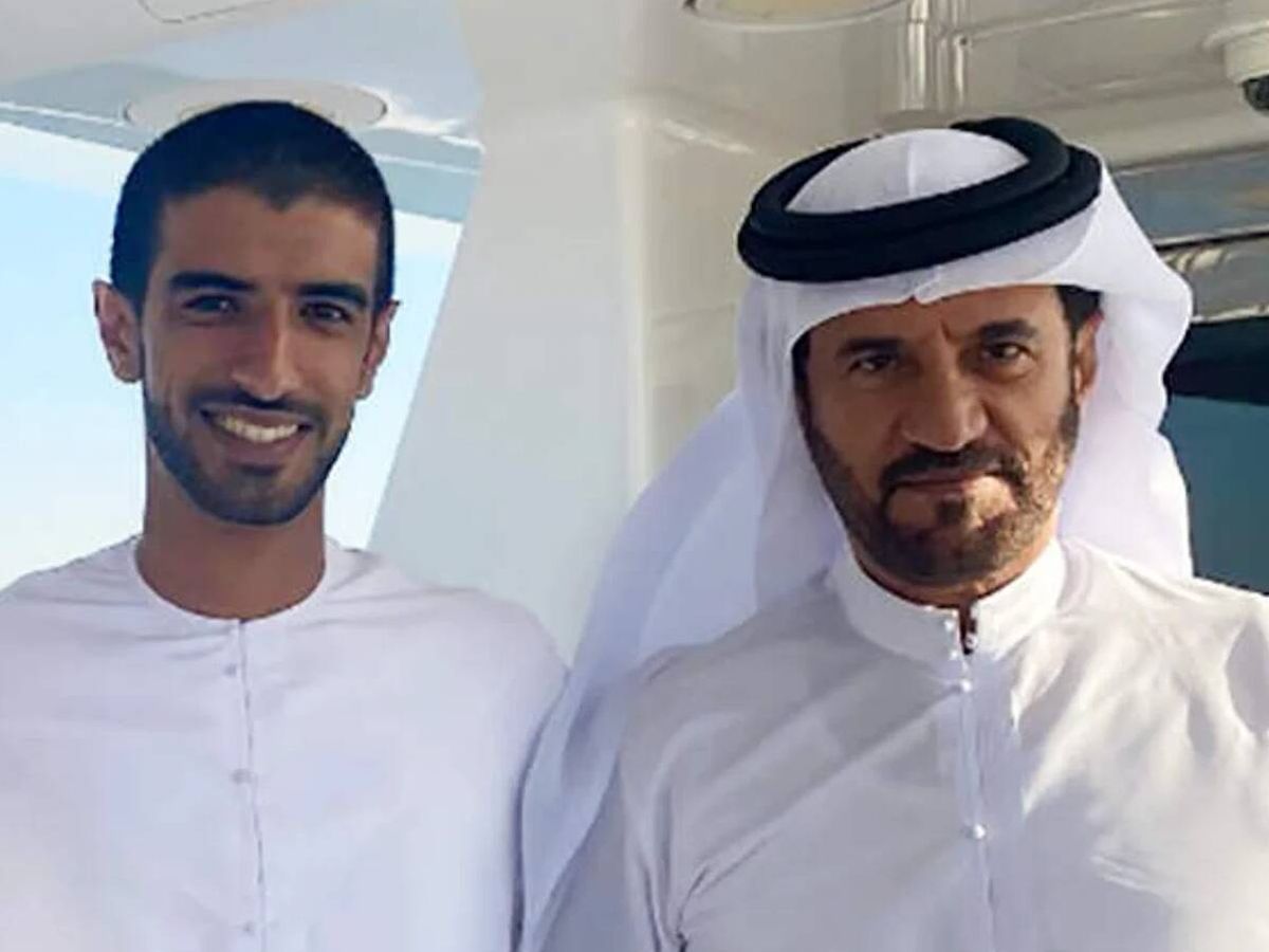 Foto: Saif Muhammad bin Salim junto a su padre. (Instagram)