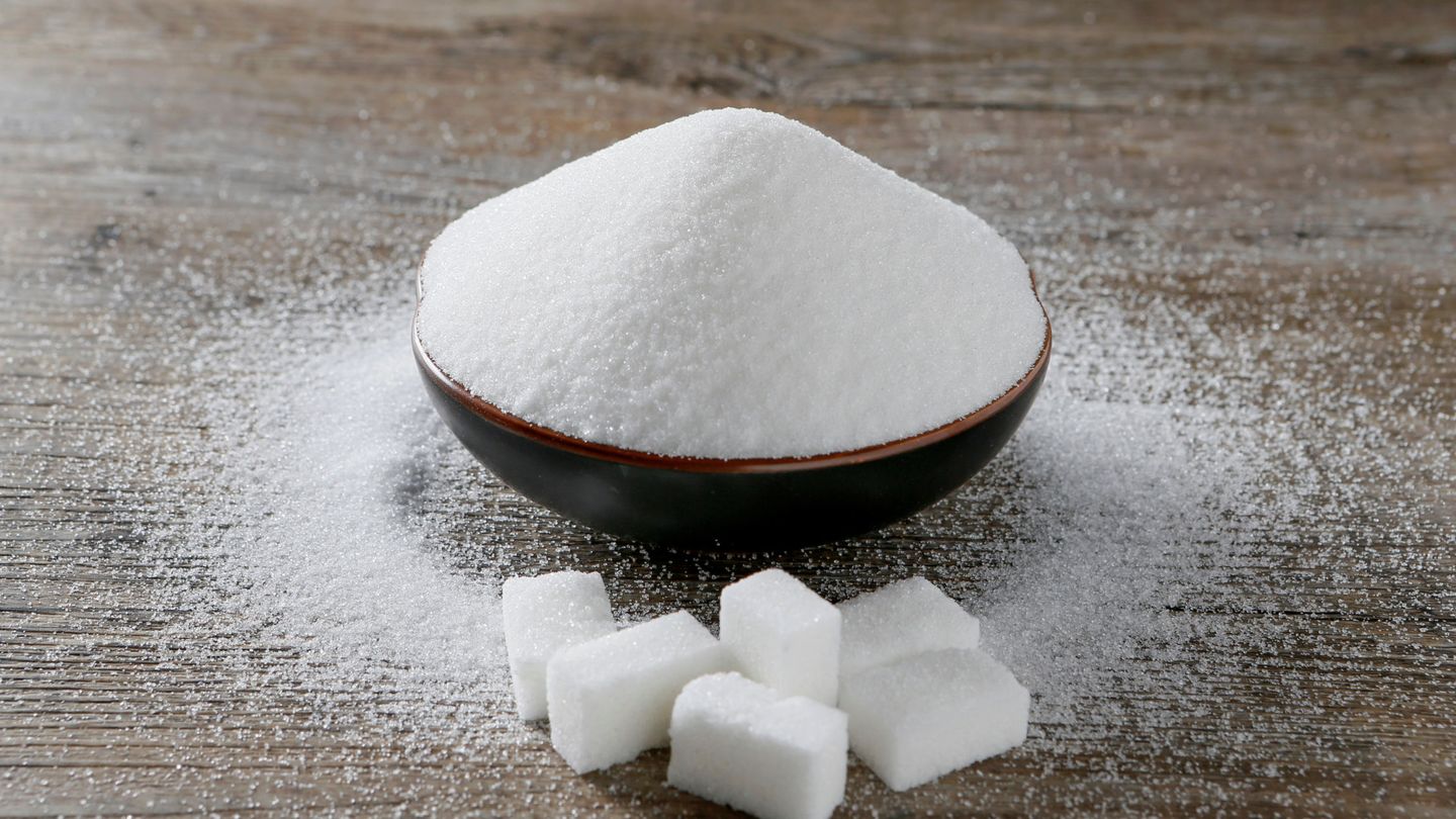 El azúcar está escondido en muchos alimentos como los refrescos (Reuters/Emmanuel Foudrot)