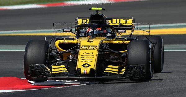 Foto: Sainz, al volante del Renault durante los libres del GP de España. (Reuters)