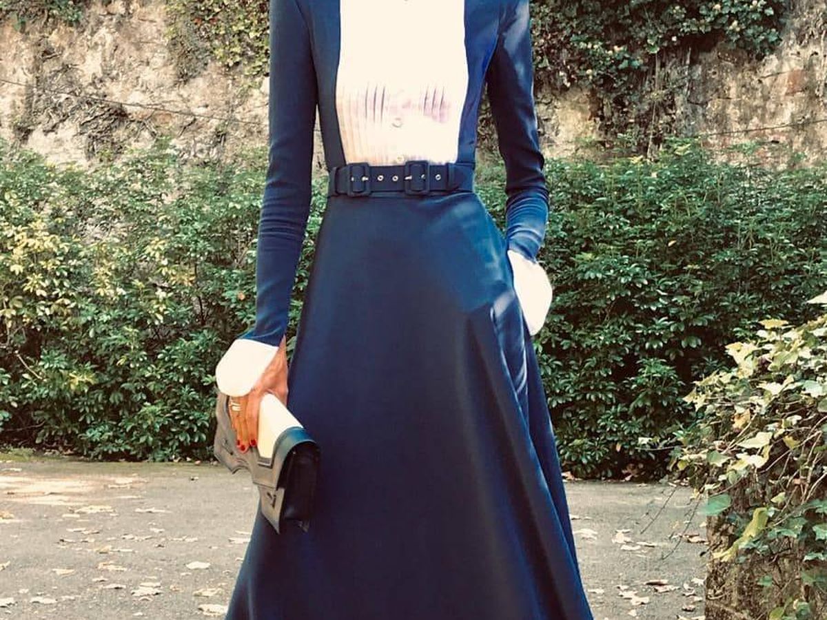 Foto: Ines Domecq vestida de Roberto Diz (Imagen del Instagram de @robertodiz)