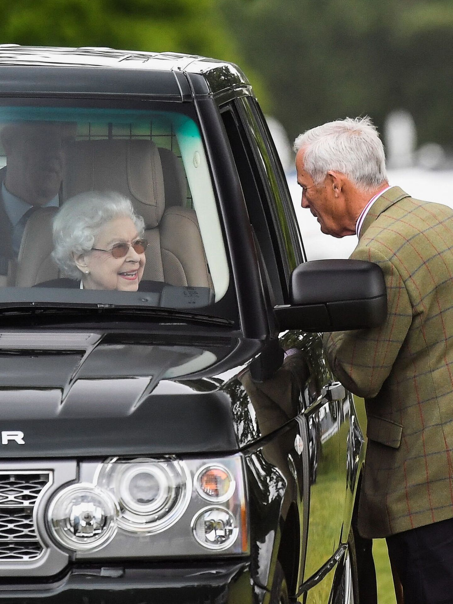 La reina Isabel, este viernes. (Reuters/Toby Melville)