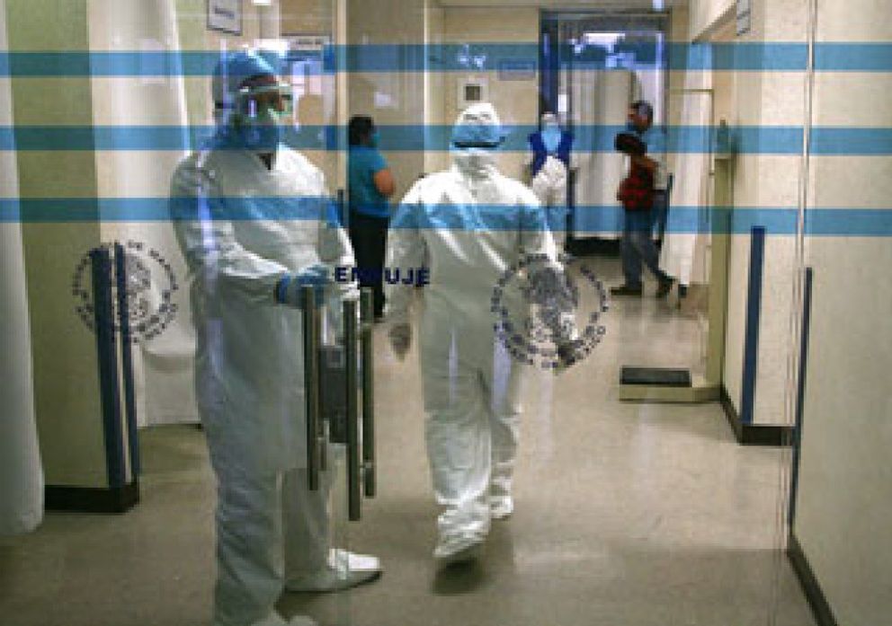Foto: El Hospital Carlos III prepara dos plantas enteras para acoger a enfermos de gripe