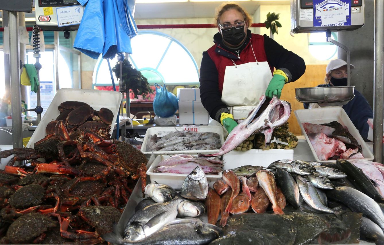 La ventas de pescado y marisco se disparan en Navidad (EFE S. Sas) 