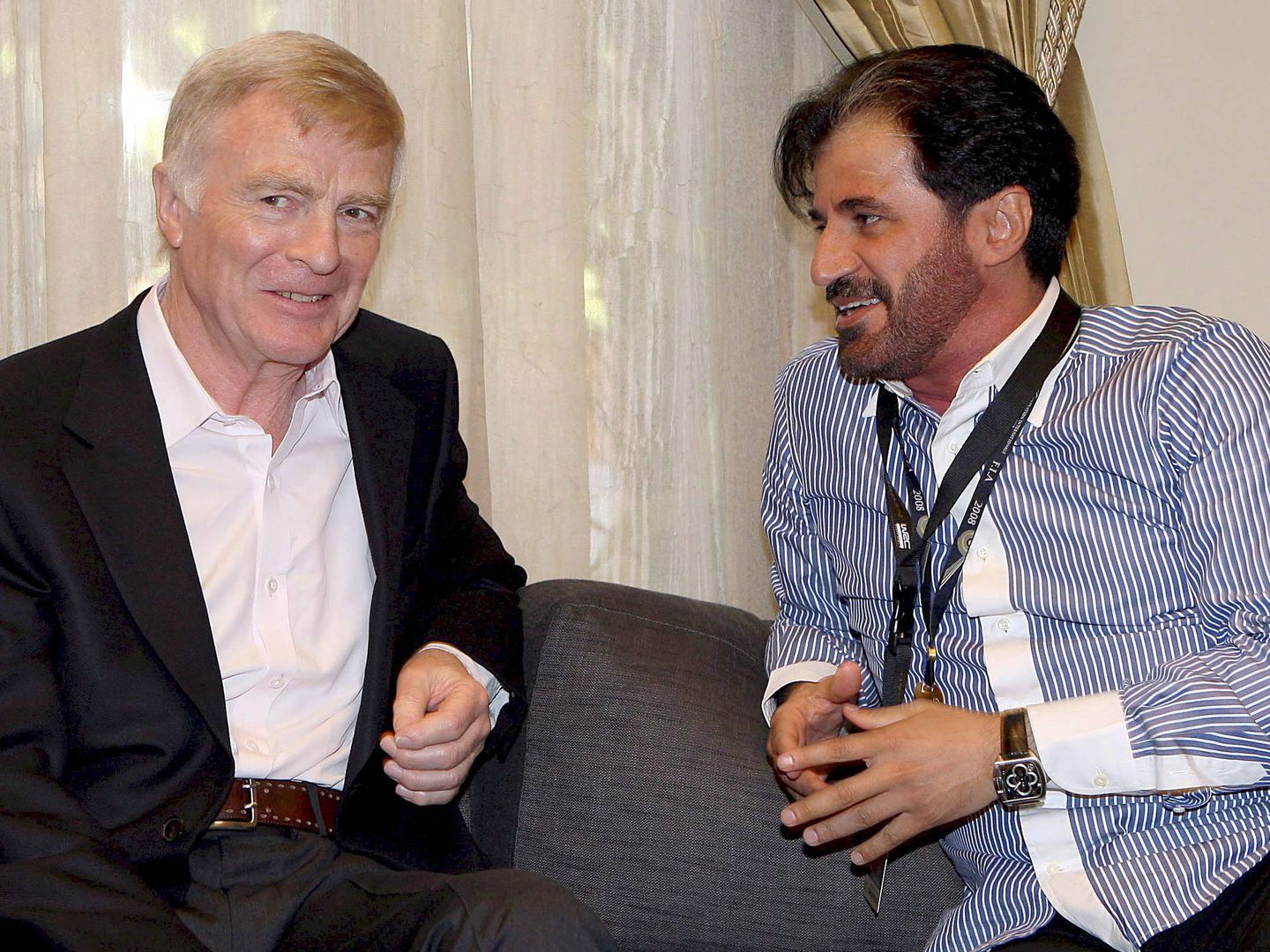 Mohamed Ben Sulayem con otro de los duros presidentes de la FIA en el pasado, Max Mosley. (EFE/Jamal Nasrallah)