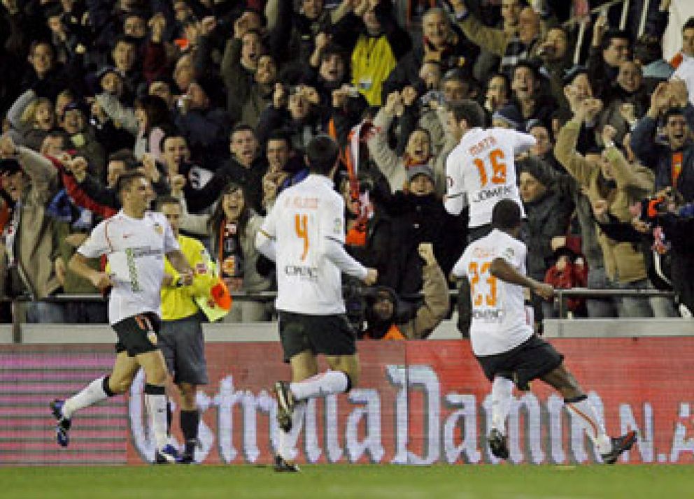Foto: El Valencia remonta 'in extremis' y deja la eliminatoria sin resolver