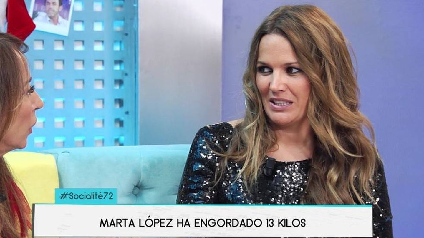 Marta López habla con María Patiño sobre su aumento de peso.