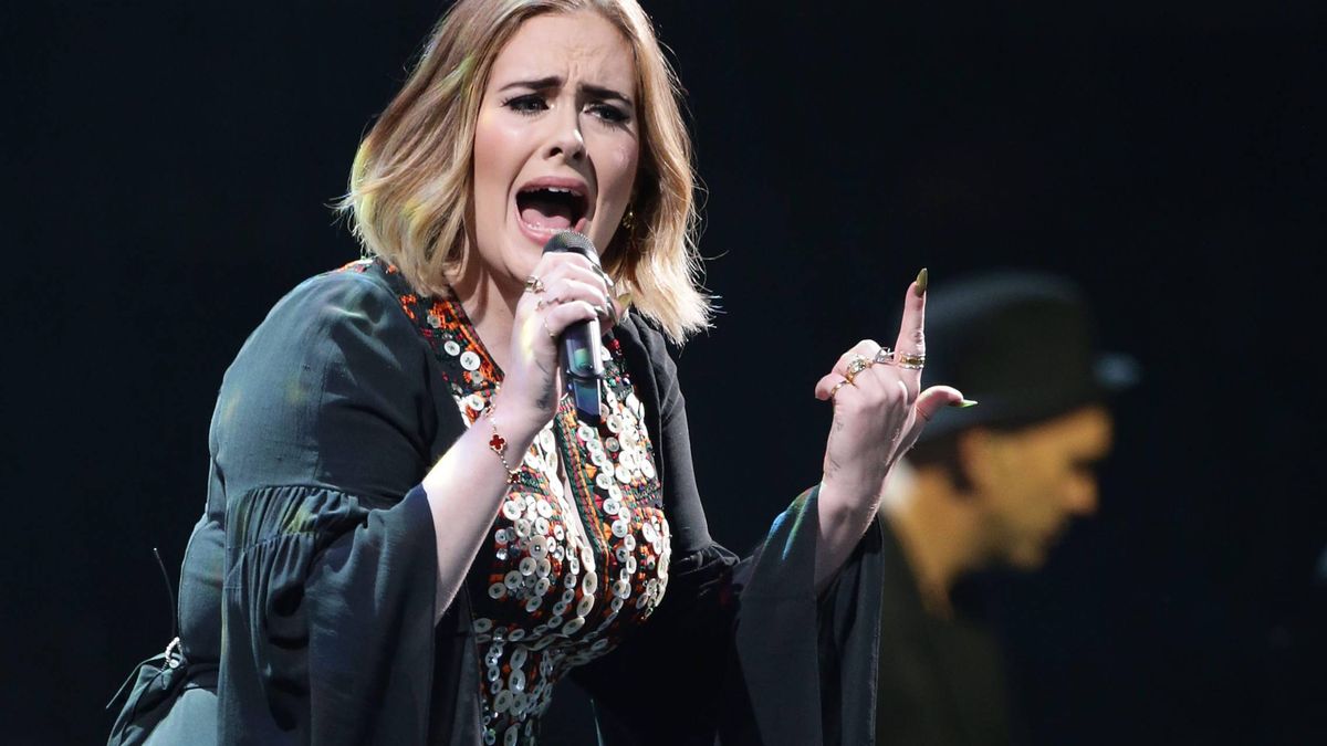 Adele nos regala por su cumpleaños una prueba más de su impactante cambio físico