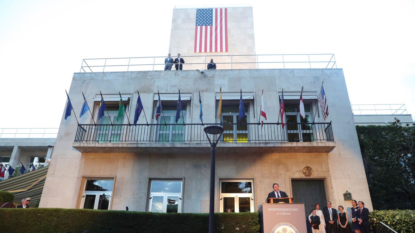 Celebración del aniversario de la Independencia de Estados Unidos, el pasado julio, en la embajada de Washington en Madrid. (EFE)