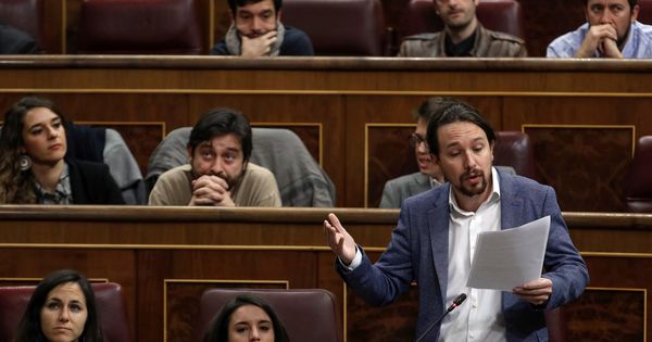 Foto: Pablo Iglesias, durante la sesión de control al Gobierno celebrada hoy en el Congreso. (EFE)