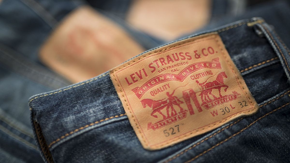 La salida a bolsa de Levi Strauss valora a la compañía en hasta 6.170 millones
