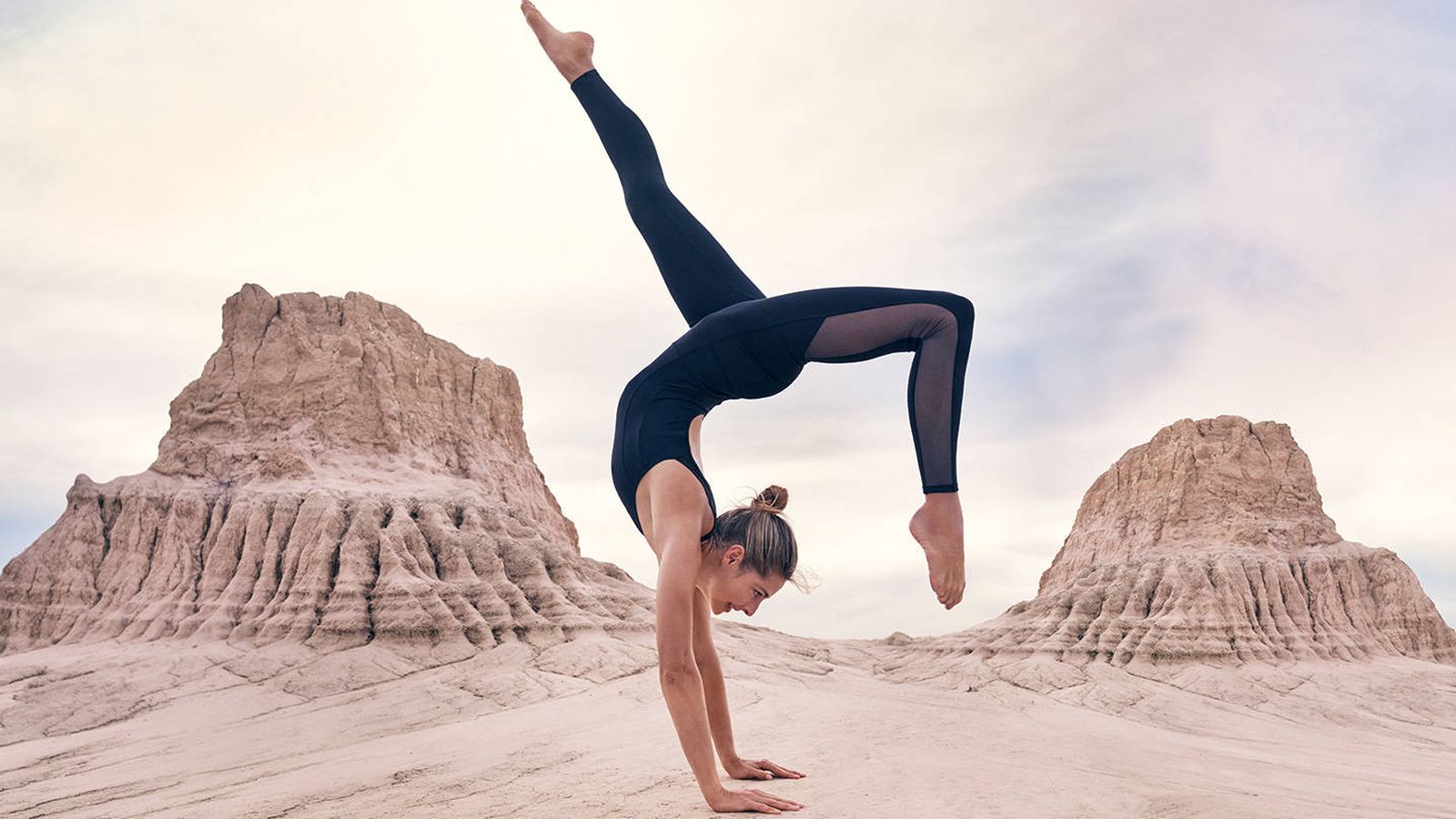 Foto: El yoga te hará ver la vida de otra manera. (Foto: H&M)