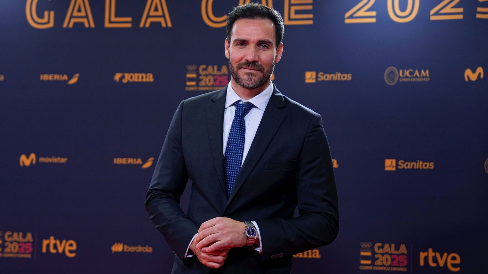 Saúl Craviotto, ganador de MasterChef: "Las galletas de chocolate más crujientes por fuera y blanditas por dentro se hacen con 115 g de mantequilla y sin mezclar demasiado"