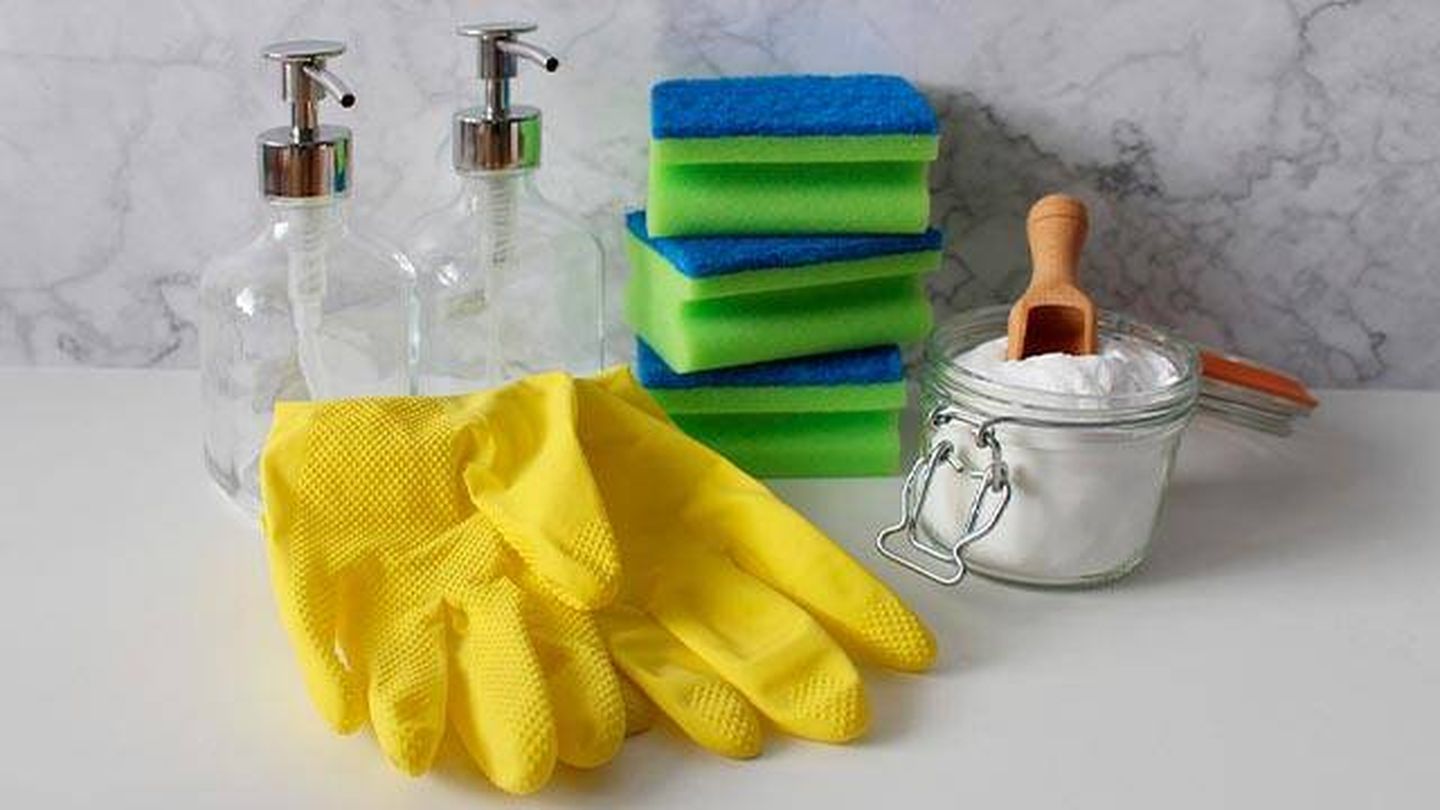 Limpiar dos veces a la semana el baño te ahorrará esfuerzos posteriores (Pixabay)