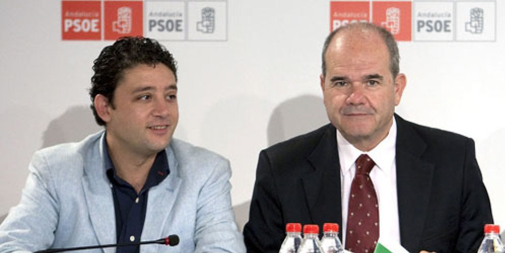 Foto: Crisis en el PSOE-A: el número dos de Griñán presenta su dimisión y éste la rechaza