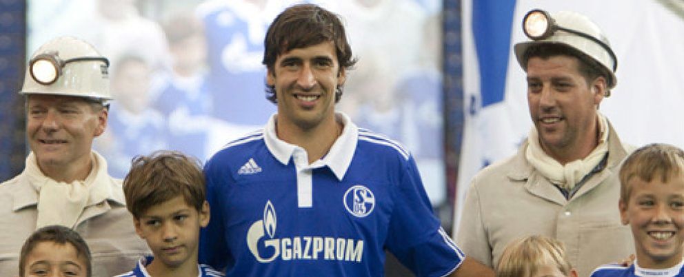 Foto: Raúl ya es jugador del Schalke