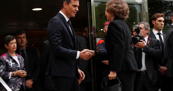 Foto: El presidente del Gobierno junto a la reina Sofía.(REUTERS)