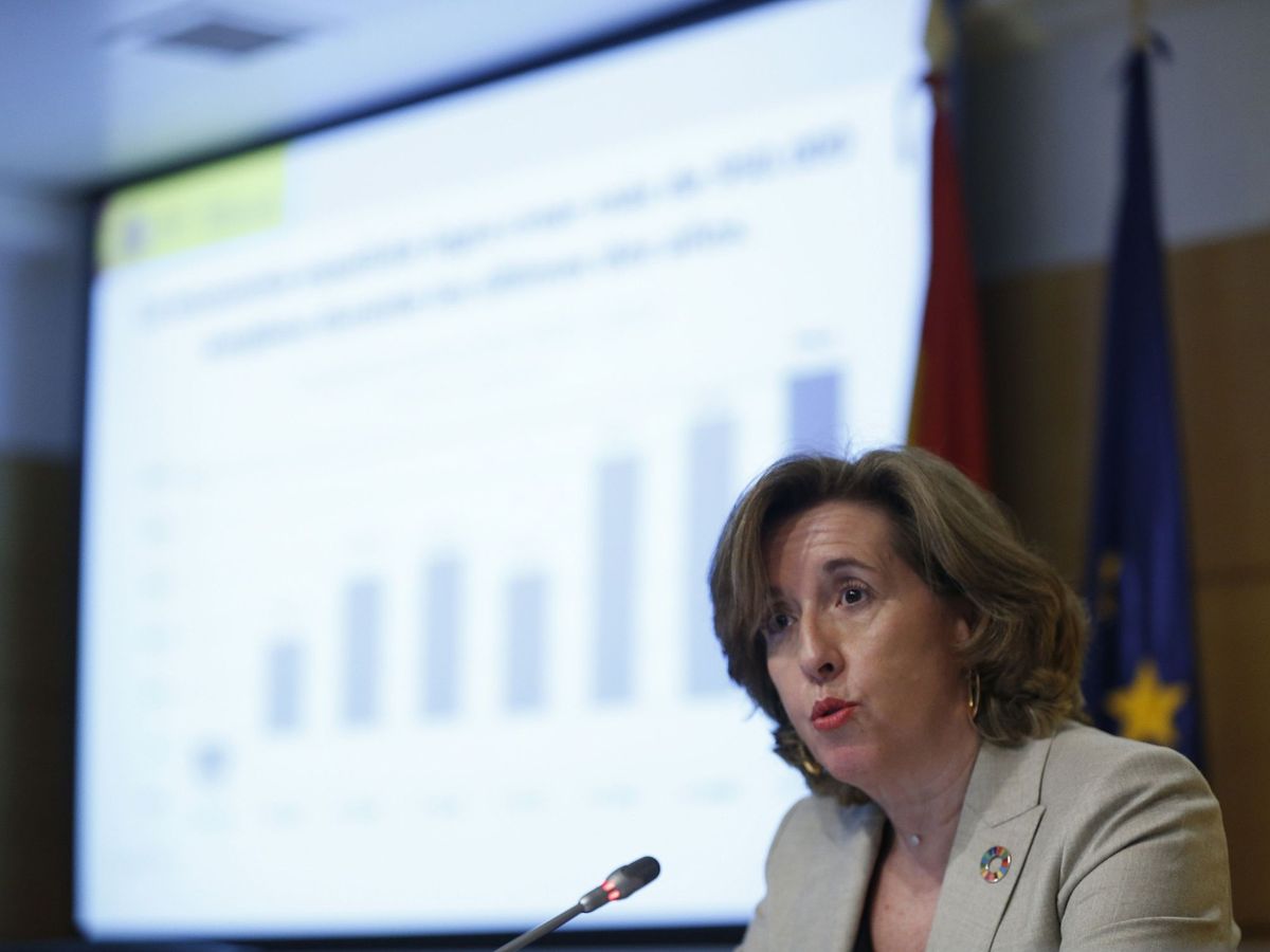 Foto: La secretaria de Estado de Economía, Ana de la Cueva, durante la presentación de los datos de la EPA. (EFE)