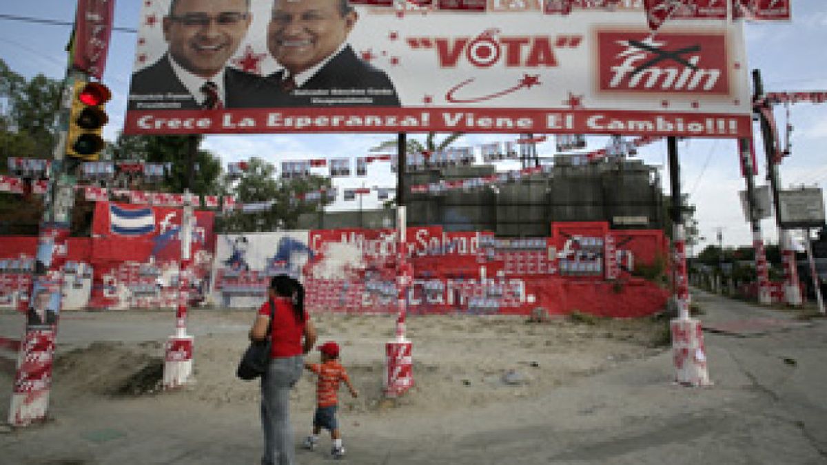 Funes se convierte en el nuevo presidente electo de El Salvador