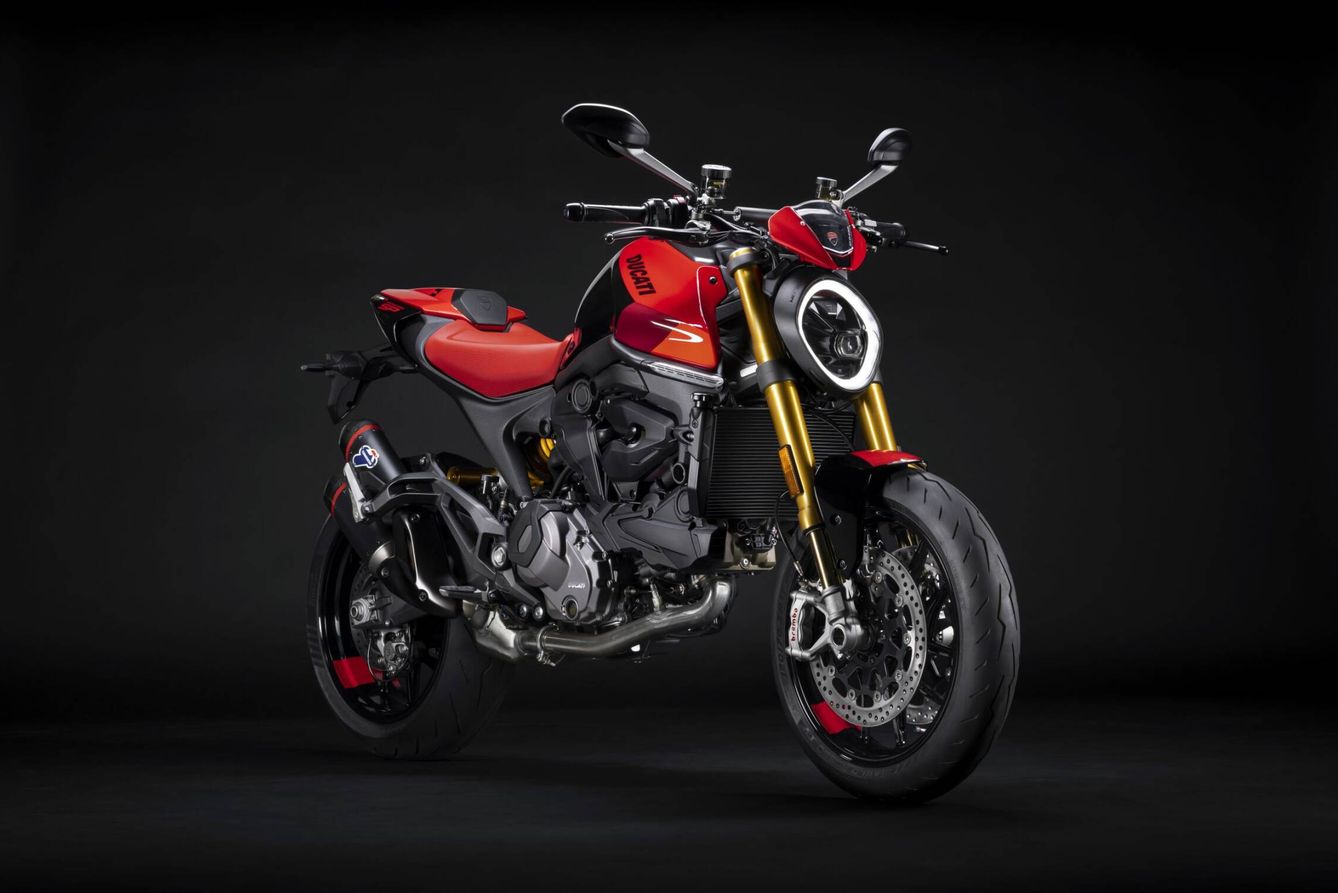 Otra de las llamativas primicias de Ducati es la Monster SP 2023.