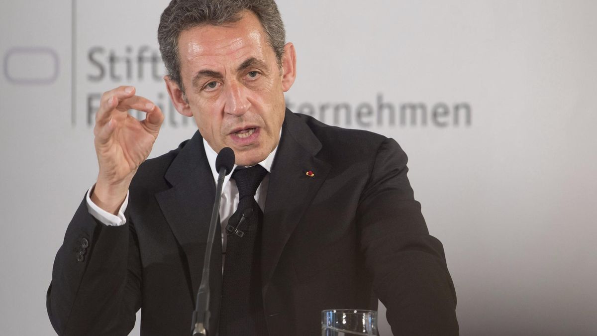 Aznar ficha a Sarkozy para inaugurar el Campus de Faes de este verano