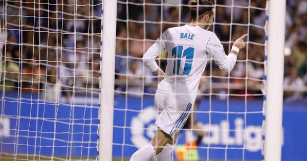 Foto: El delantero galés del Real Madrid Gareth Bale celebra su gol frente al Deportivo de La Coruña. (EFE)