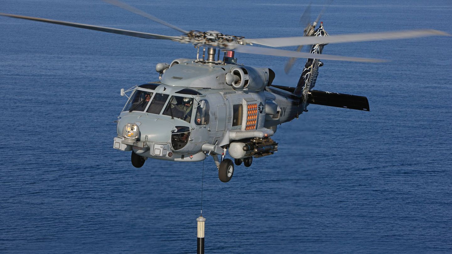 MH-60R con su sonar desplegado. (Foto: Lockheed Martin)