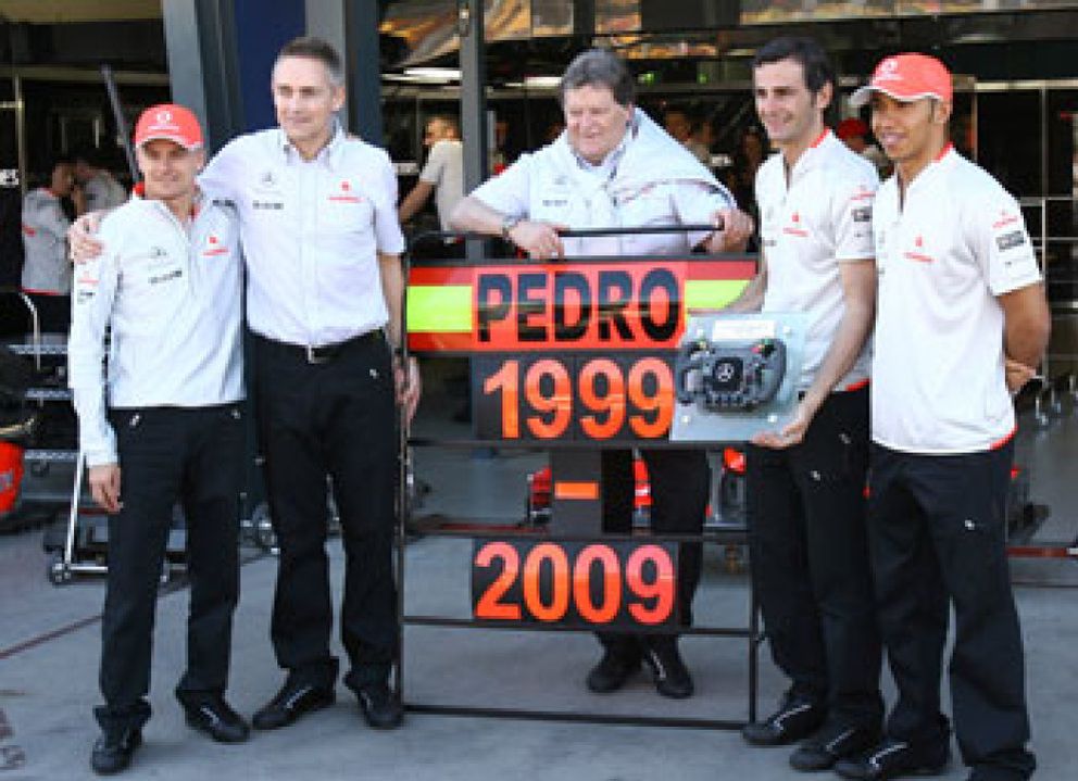 Foto: McLaren-Mercedes homenajeó a Pedro Martínez de la Rosa