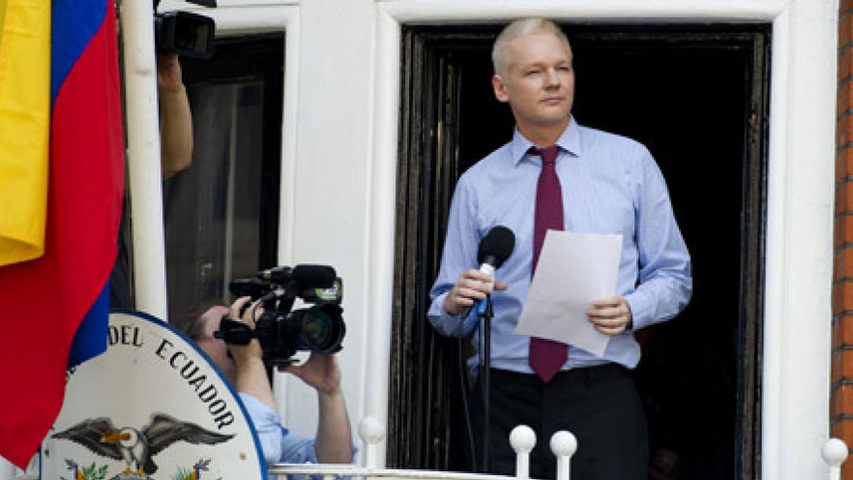 Garzón exige al gobierno británico un salvoconducto para Julian Assange