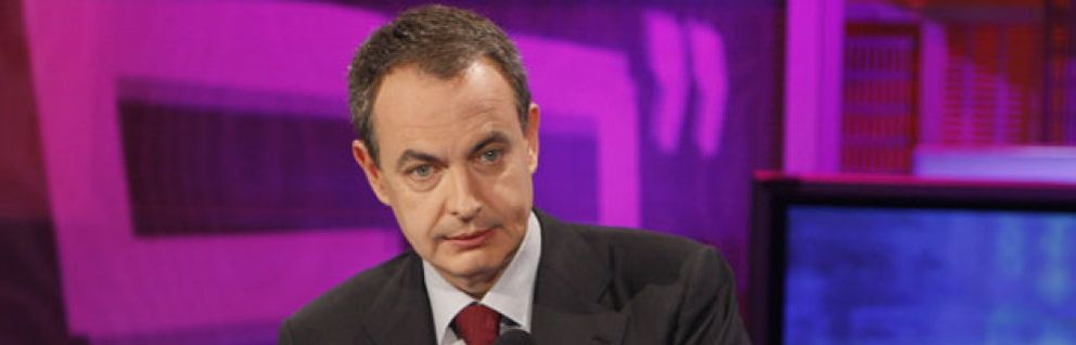 Foto: Zapatero vuelve a tachar de "antipatriotas" a quienes "exageran" la crisis económica
