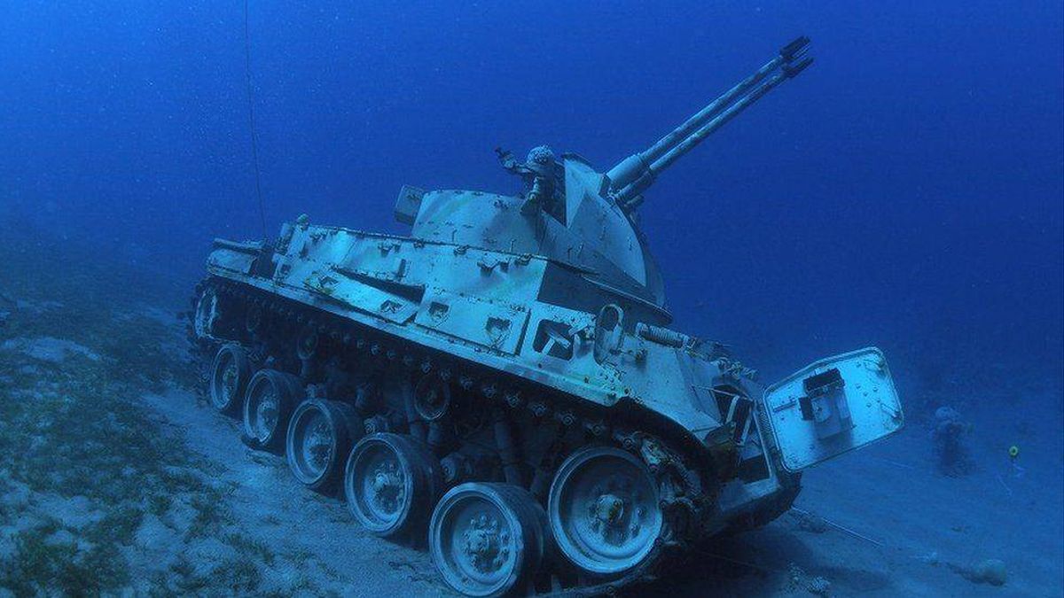 Jordania inaugura un museo militar submarino en el Mar Rojo