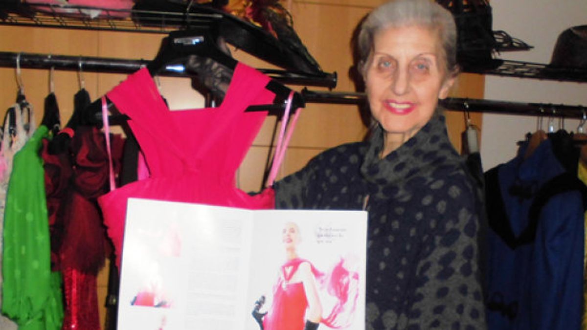 Eloísa Bercero subasta el 'último' vestido del fallecido diseñador Manuel Mota