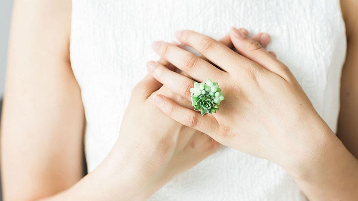 Tendencia eco-joya: anillos y collares que te conectan con la naturaleza
