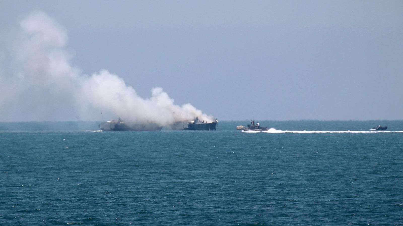 Foto: El barco fue atacado en la costa norte del Sinaí. (Reuters)
