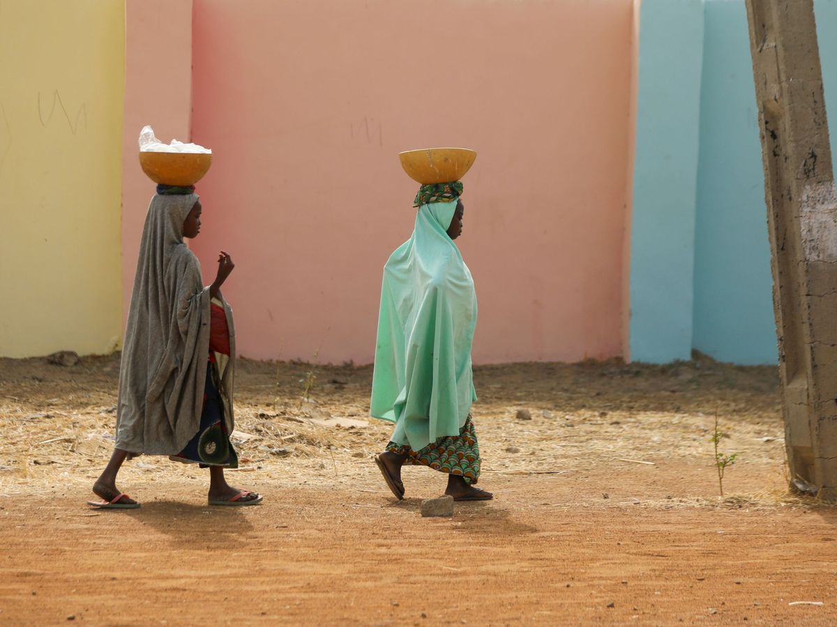 Foto: Dos mujeres en Jangebe. (Reuters)