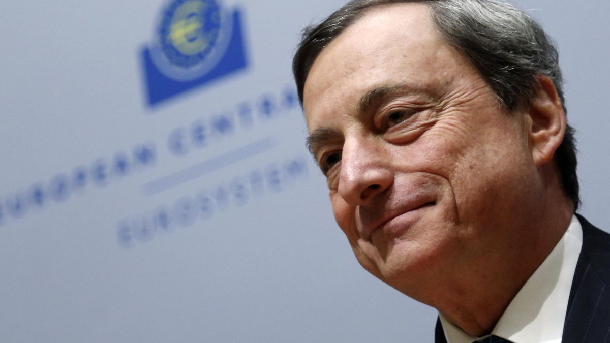 Draghi estruja los tipos y prestará dinero a los bancos para que reactiven el crédito 
