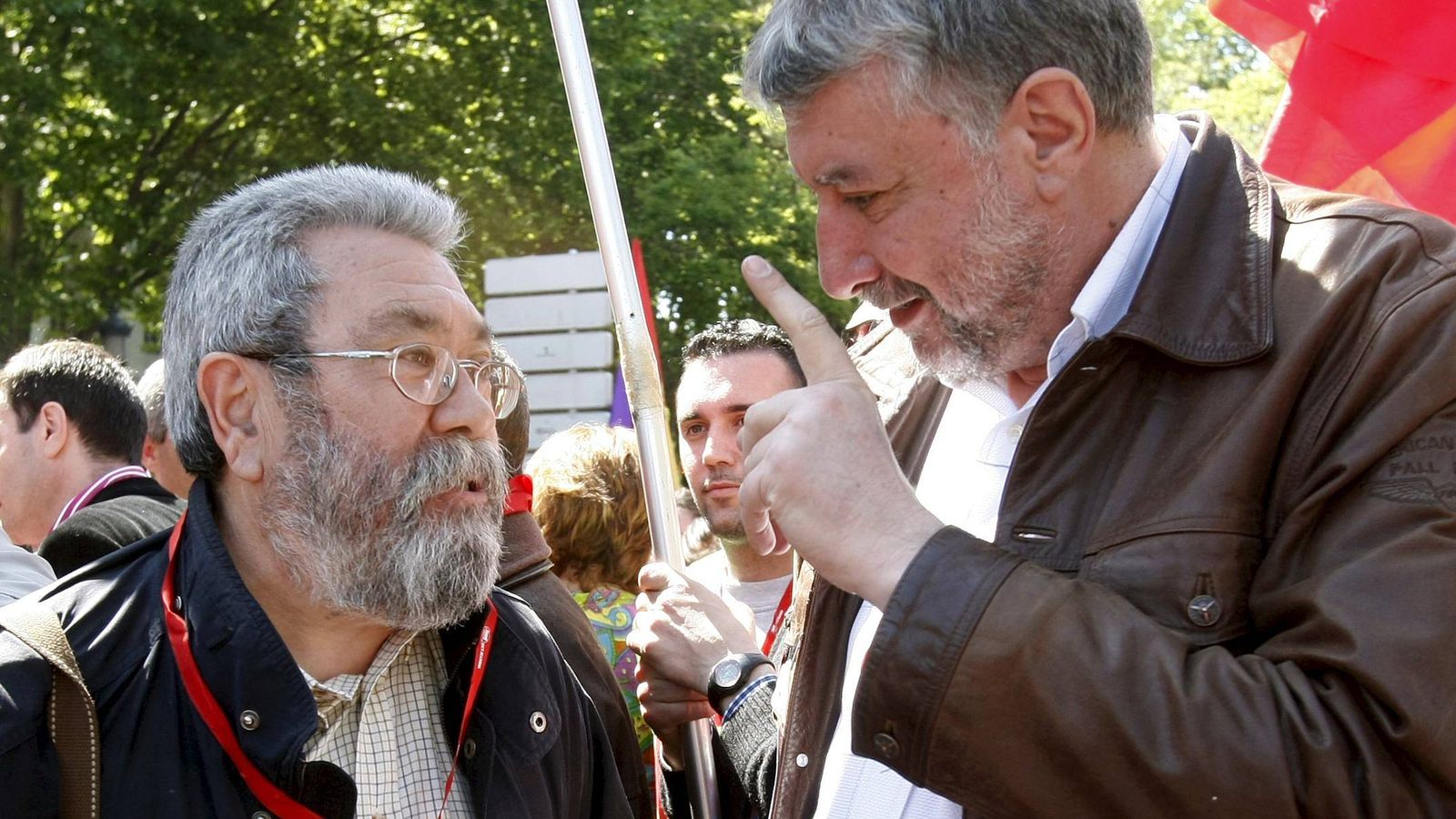 Foto: Cándido Méndez (i) y José María Fidalgo (d) en la manifestación del Primero de Mayo de 2008. (EFE)